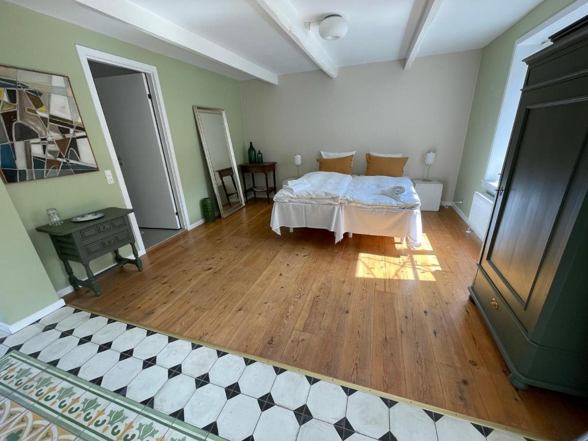 Jantzens Hotel Ґудем Екстер'єр фото